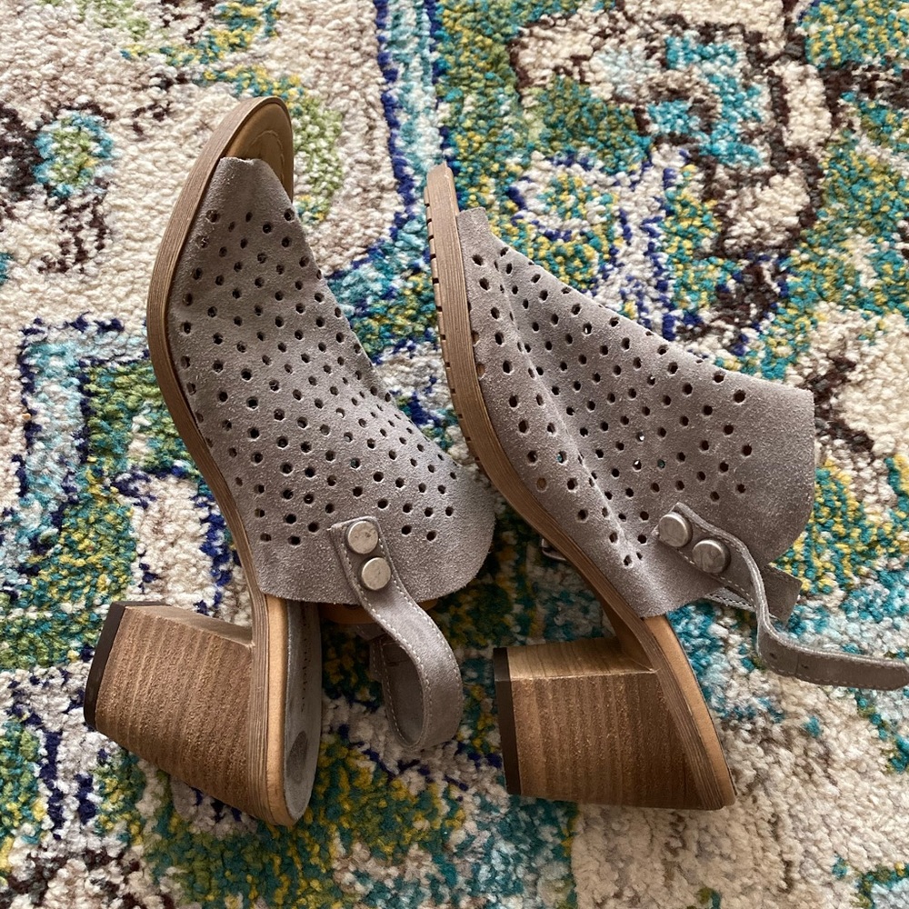Italian Suede Polka Dot Heeled Sandals - Picture 4 of 5